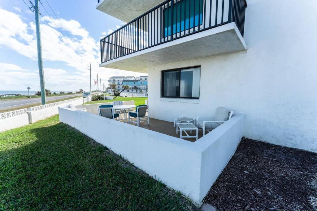 Lovely 2 Bedroom Beachfront Condo Flagler Beach Esterno foto